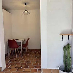 https://chambre-d-hote-tagada.fr-provencehotel.com